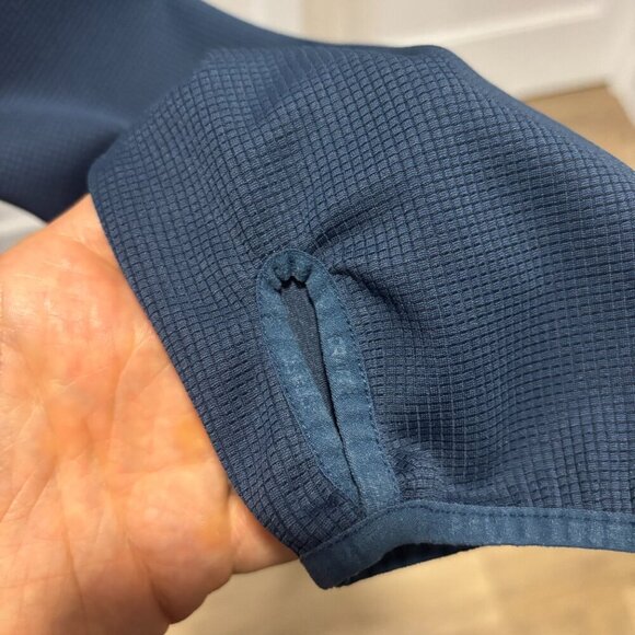 Craft Performance Half-Zip Long Sleeve (Size M) - Picture 4 of 8